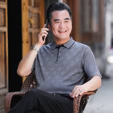 Áo phông nam trung niên 2025