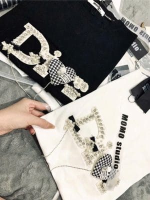 Áo phông nữ trơn dáng rộng